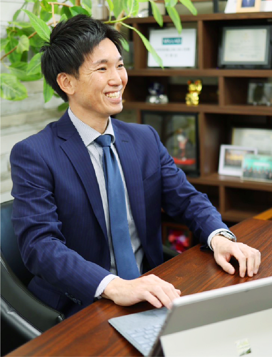 損害保険、生命保険やカーライフサポートを通じてお客様の暮らしや健康をサポートします。